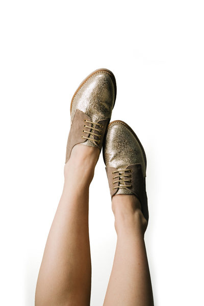 gold-shoes